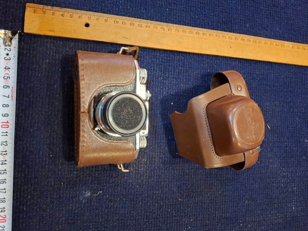 Vintage film camera - Halina 35X [INS10780]