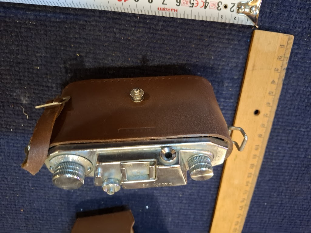 Vintage film camera - Halina 35X [INS10780]