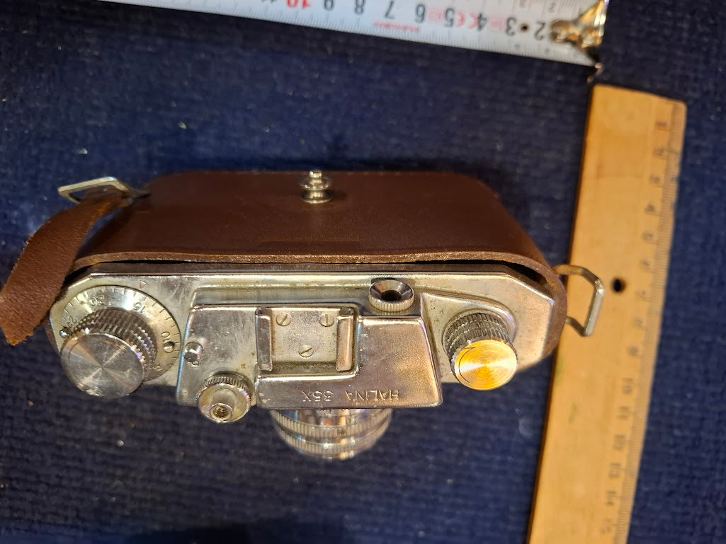 Vintage film camera - Halina 35X [INS10780]