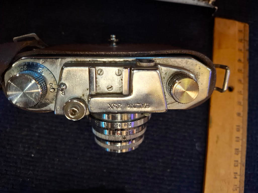 Vintage film camera - Halina 35X [INS10780]