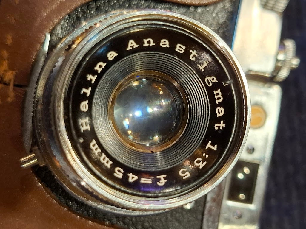 Vintage film camera - Halina 35X [INS10780]