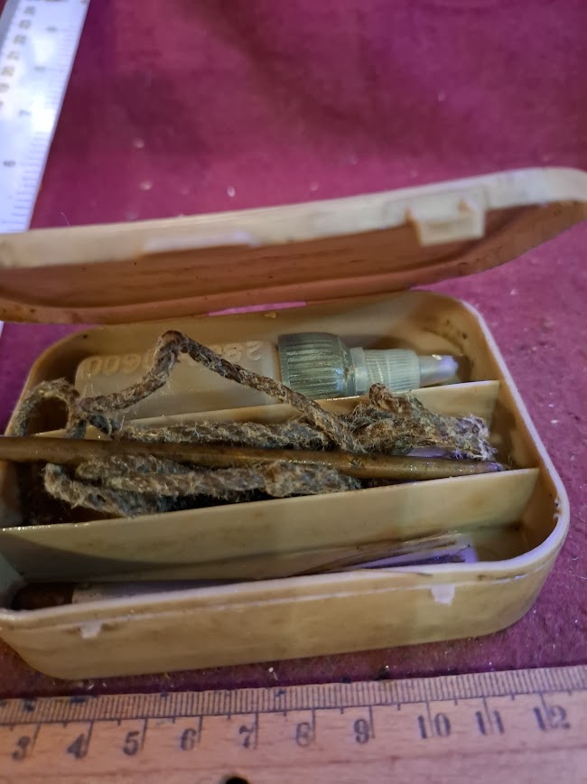 Israel army (IDF) used plastic cleaning kit box for small arms [ARM10178]