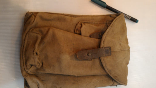 Old military Pouch [ARM10115]