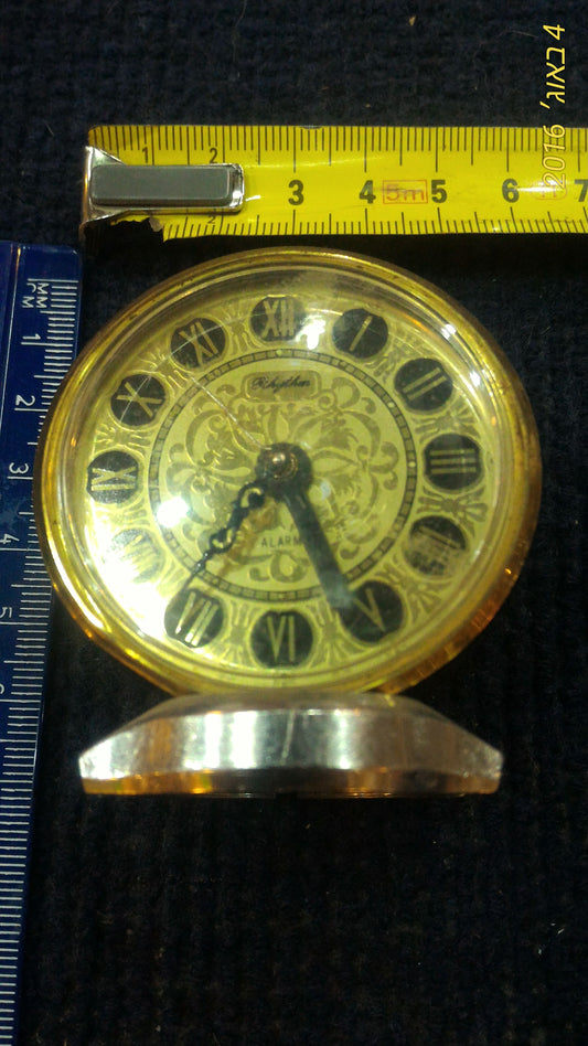 Old mechanical desk clock [CLK10105]