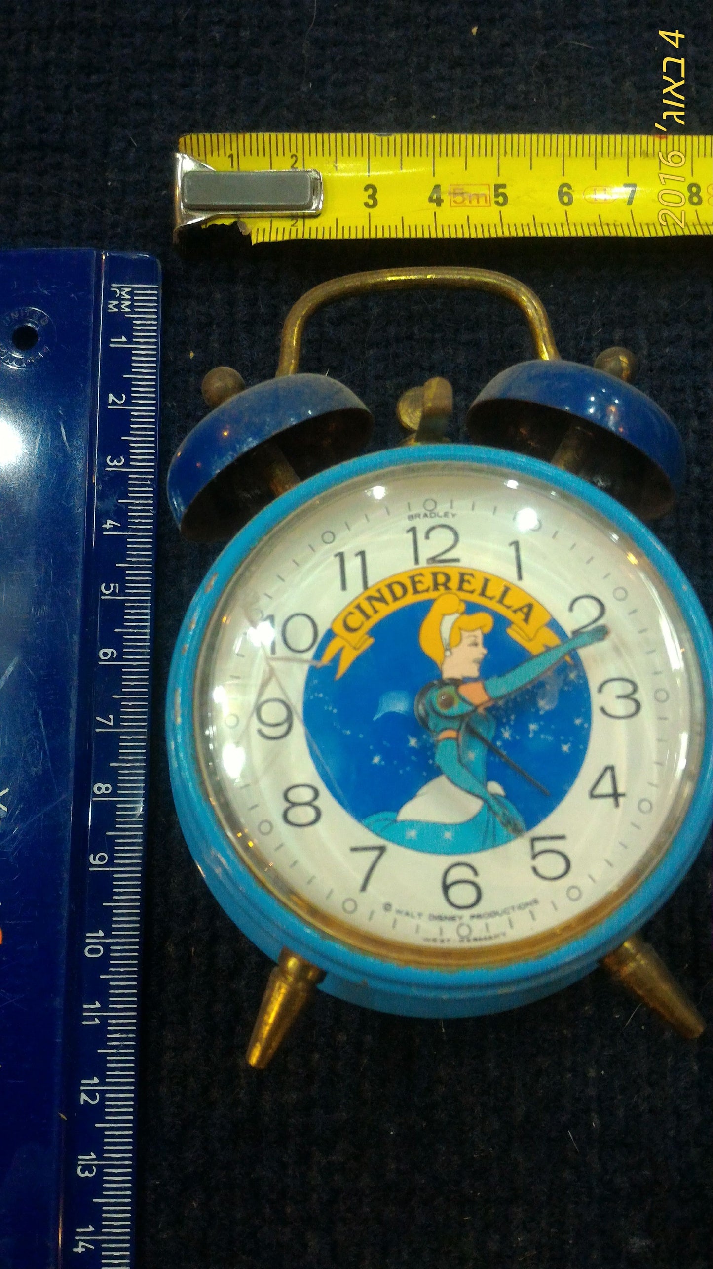 מגש נחושת למזכרת של יצחק רבין [ISR10136] 