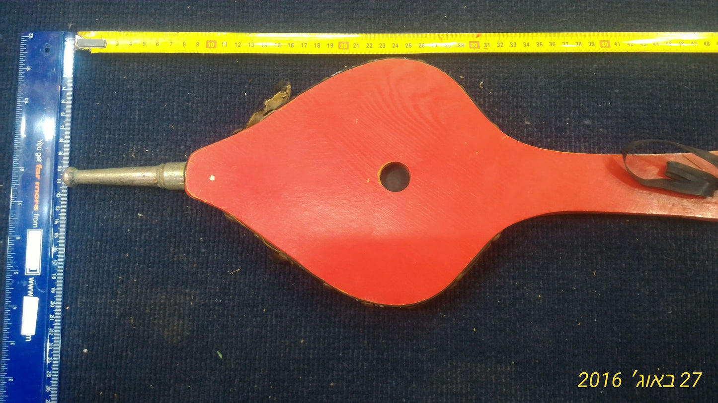 Old Manual air blower [OTH10112]