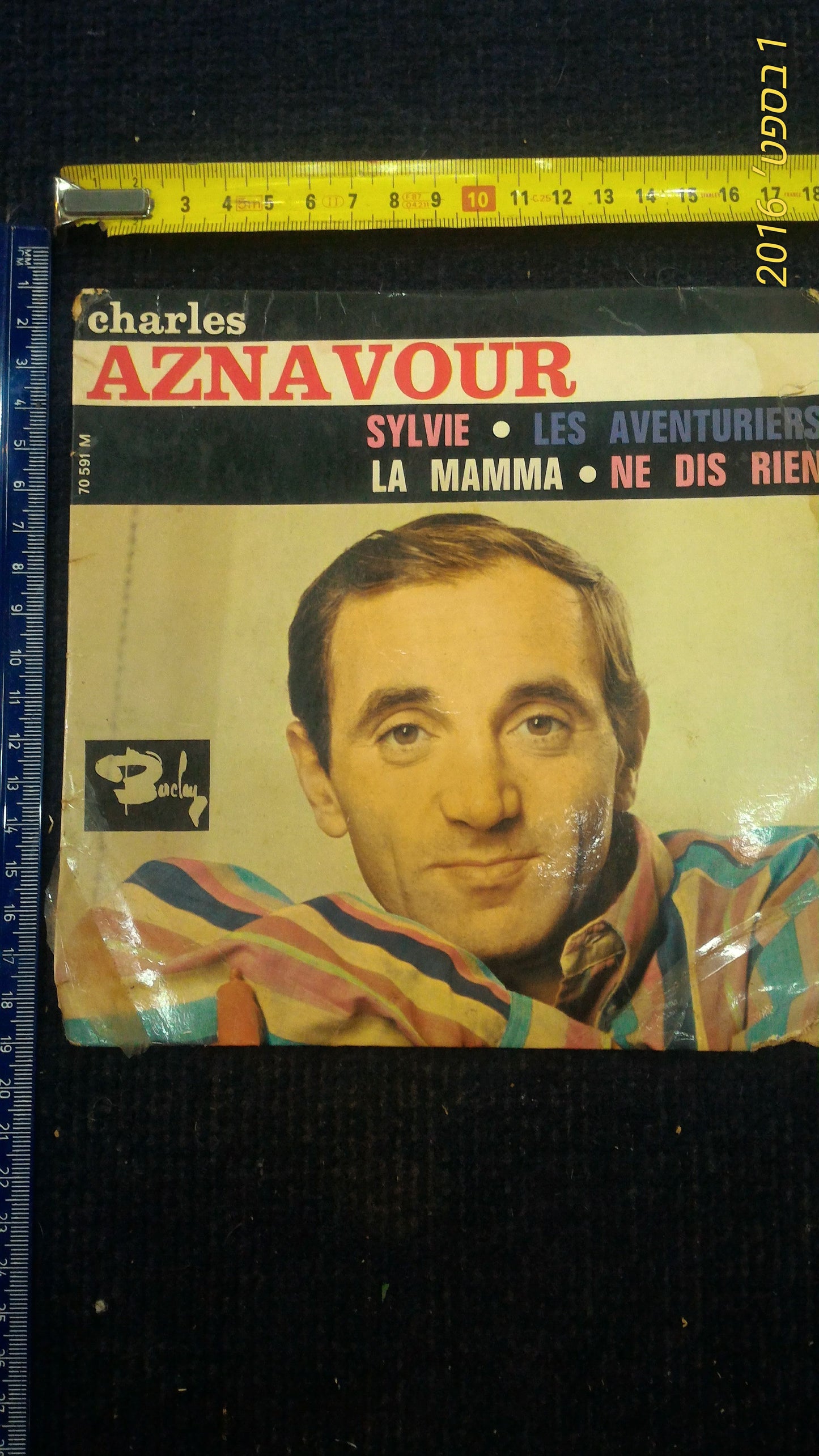 Aznavour Charles record [ENT10113]