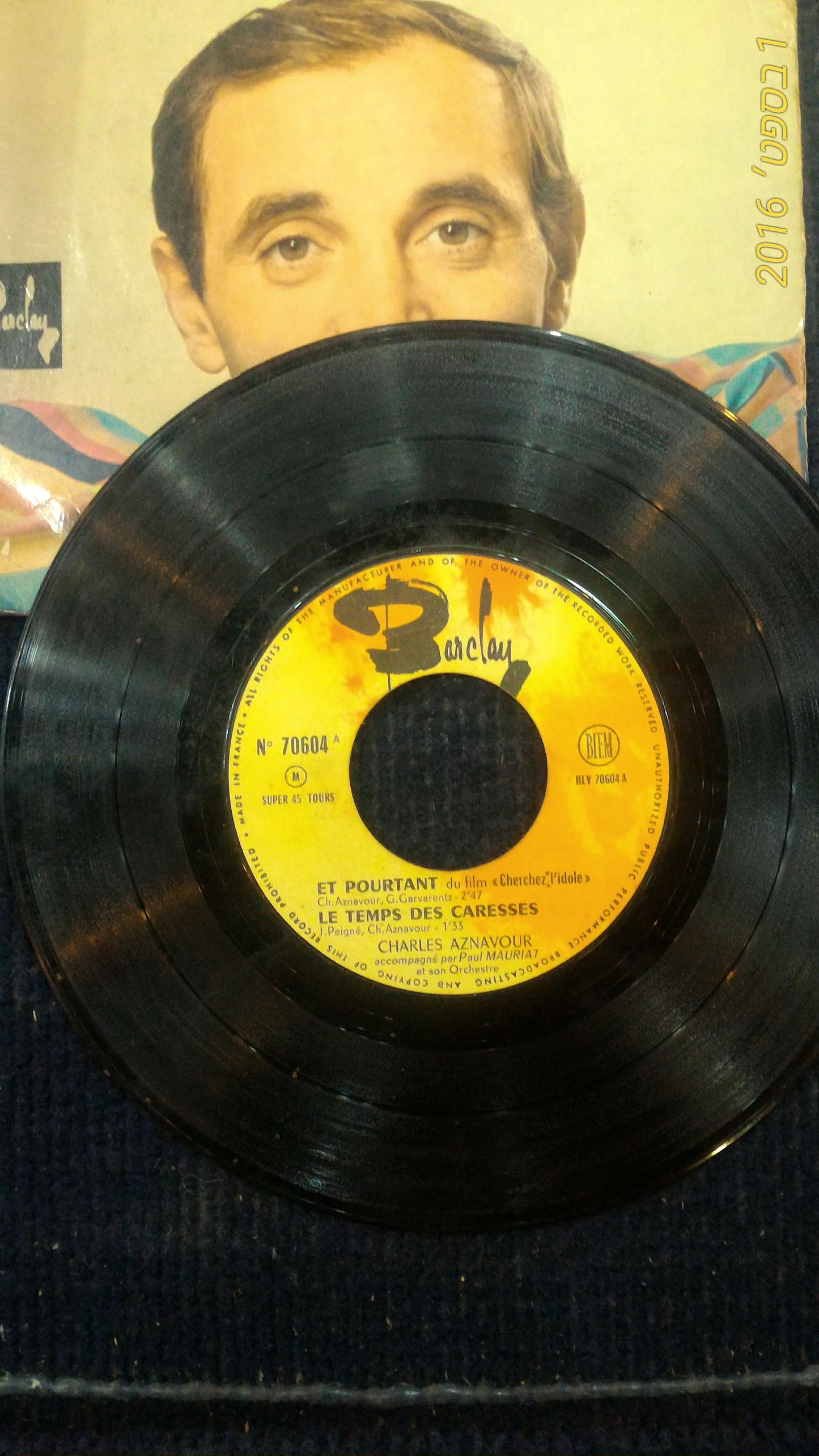 Aznavour Charles record [ENT10113]
