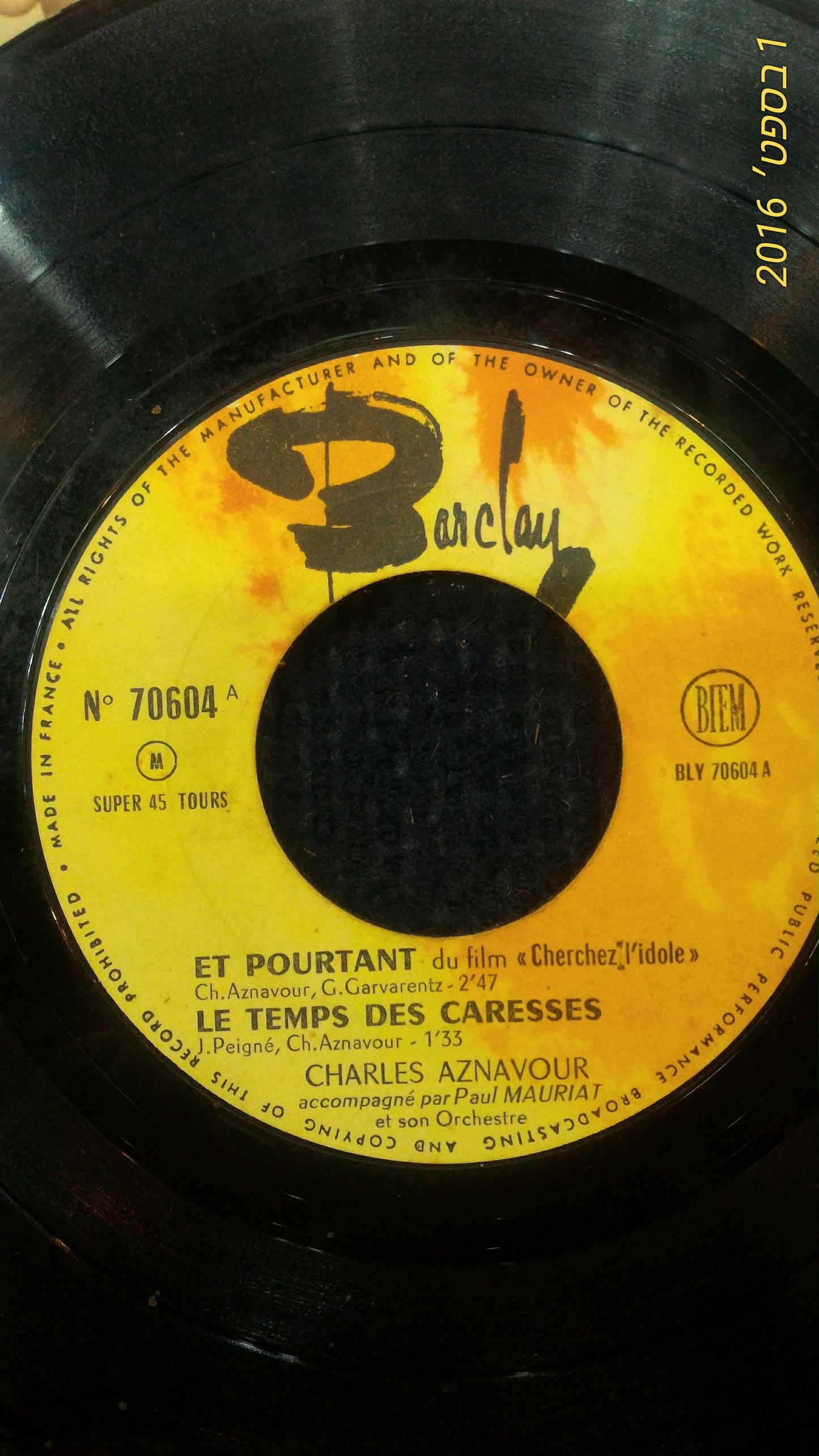 Aznavour Charles record [ENT10113]