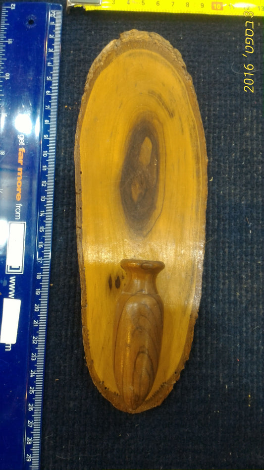 Vintage olive Woodcarving [ART10116]