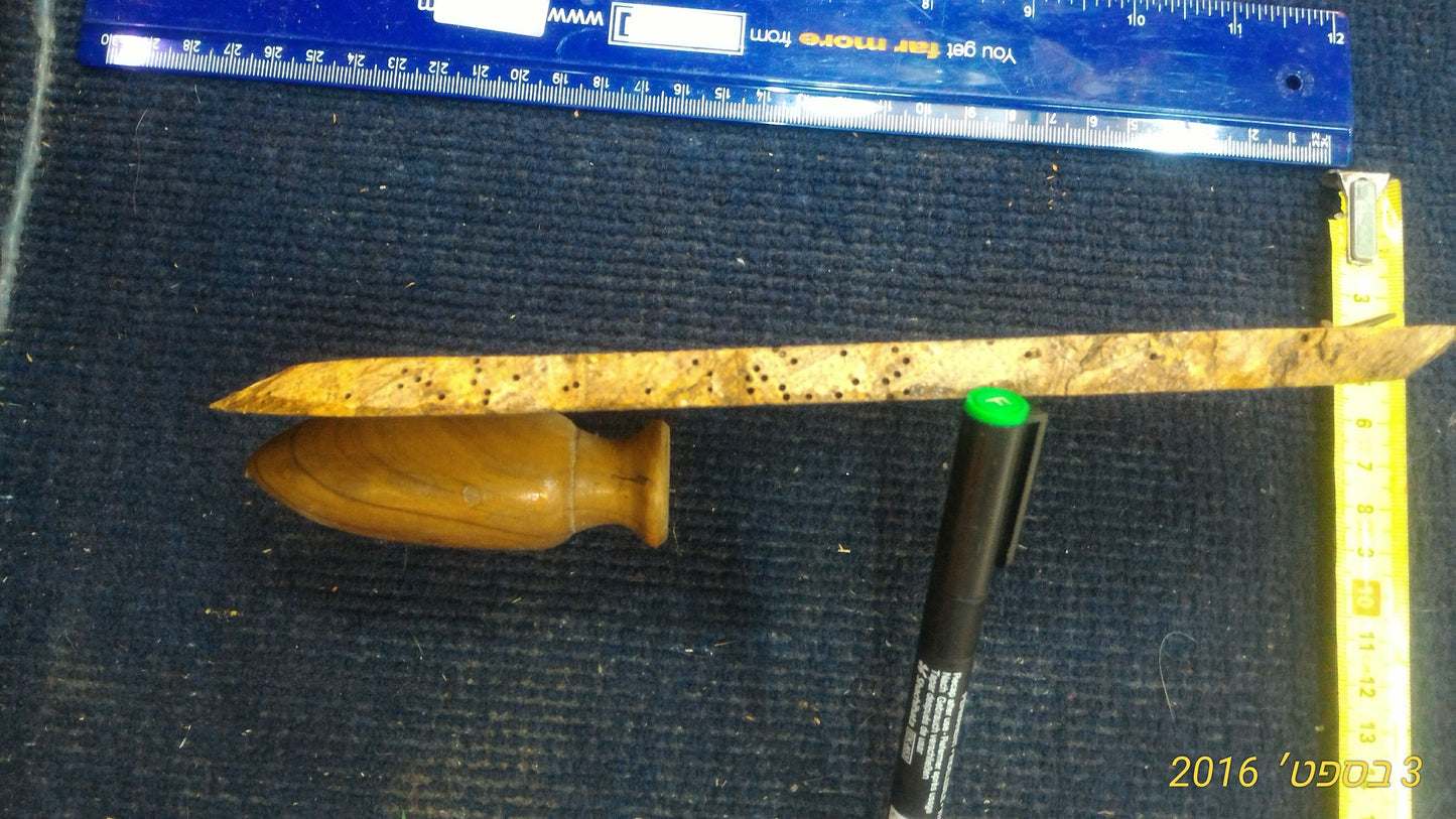 Vintage olive Woodcarving [ART10116]