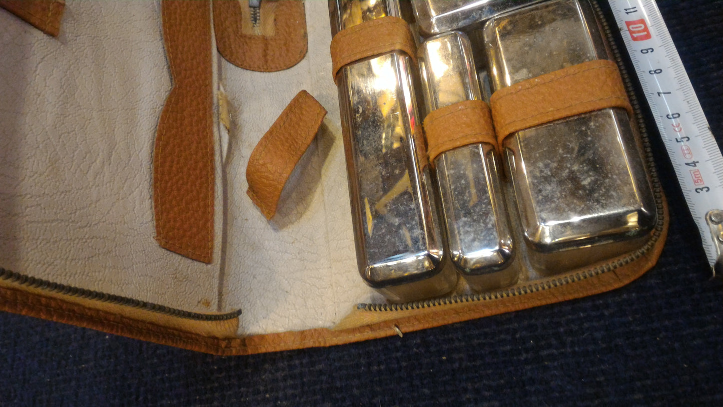 Old Shaving kit [OTH10128]