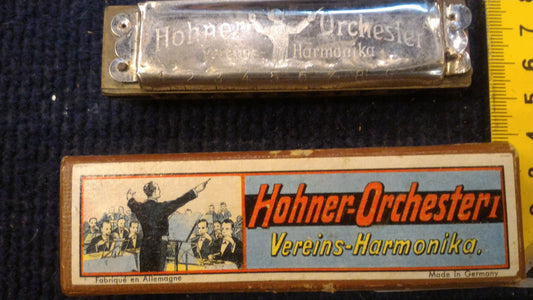 Old Harmonica [ENT10137]