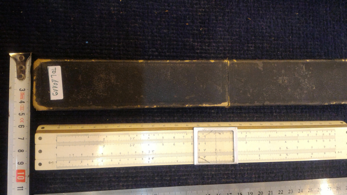 Vintage slide rule [TOL10119]