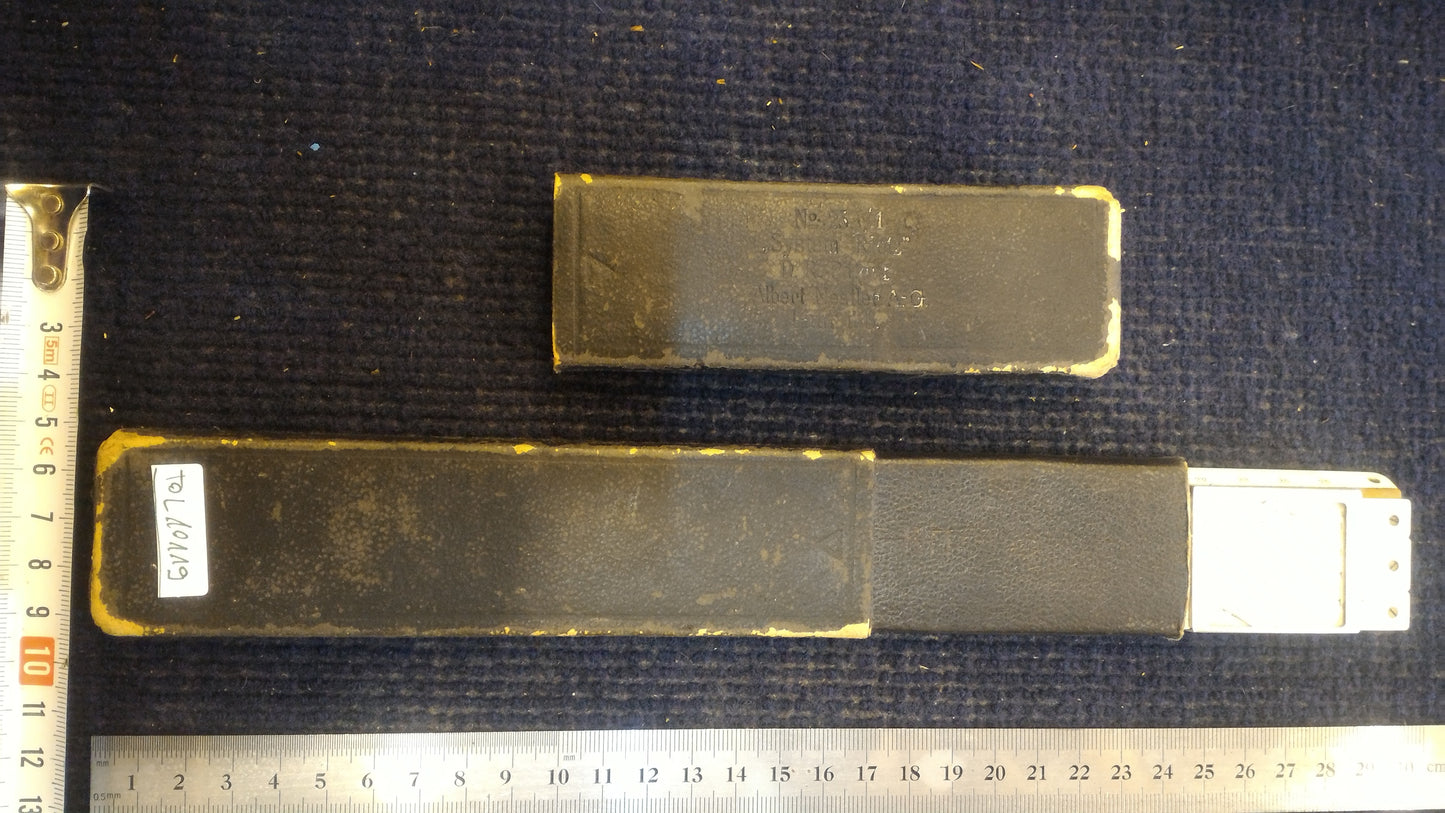 Vintage slide rule [TOL10119]
