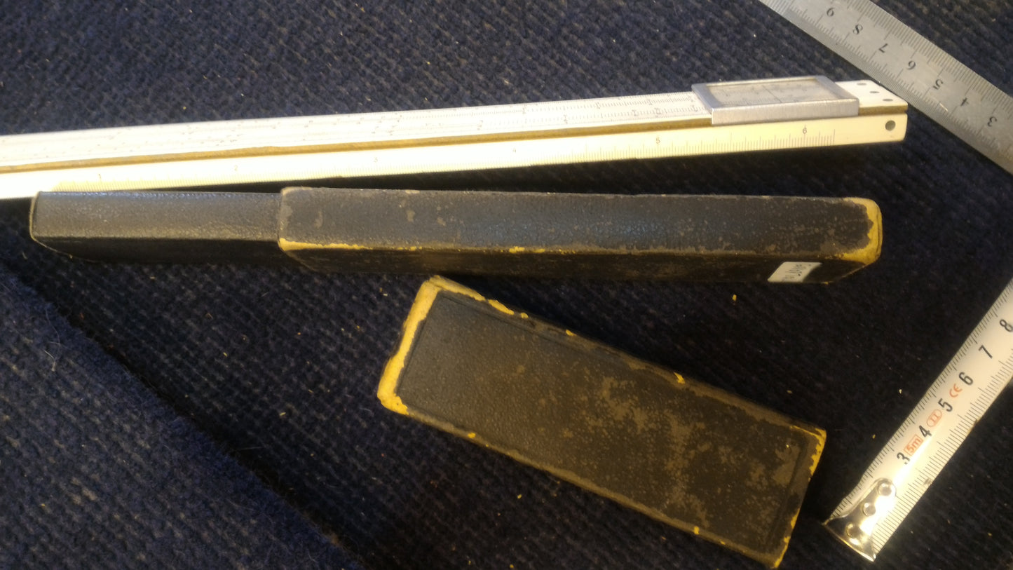 Vintage slide rule [TOL10119]