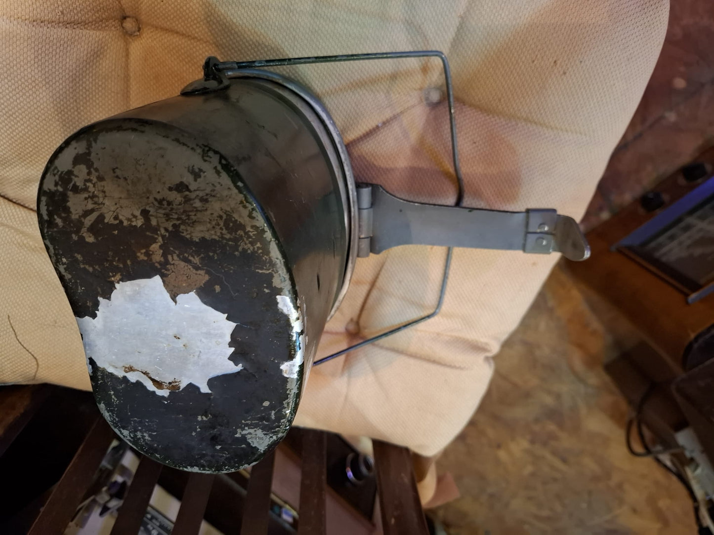 Aluminum old army mess tin [ARM10183]