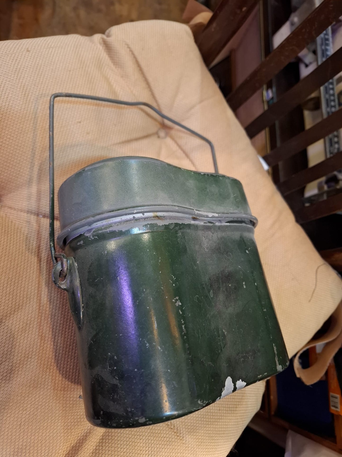 Aluminum old army mess tin [ARM10183]