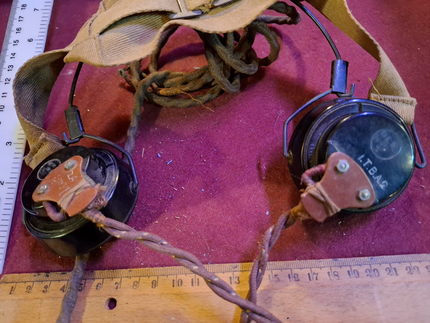 WW2 Old military Headphones [MIL10185]